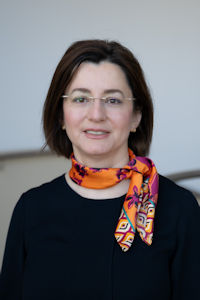 Dr. med.univ. Sara Daraei Dr. med.univ. Sara Daraei